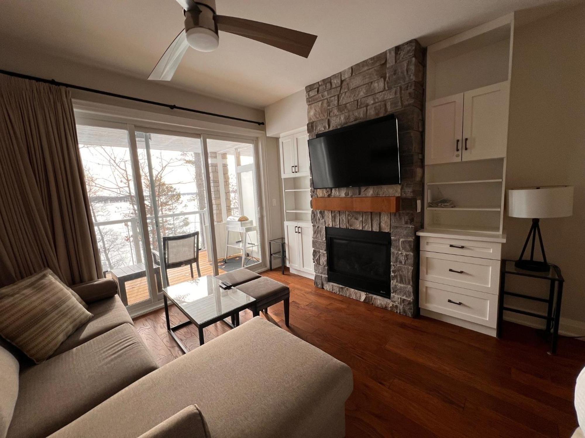 Touchstone Resort Bracebridge Exterior photo
